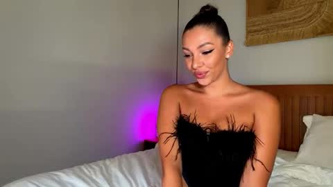 bonnieandclyde540767 online show from 12/23/25, 02:31