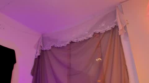   online show from 02/21/26, 12:00