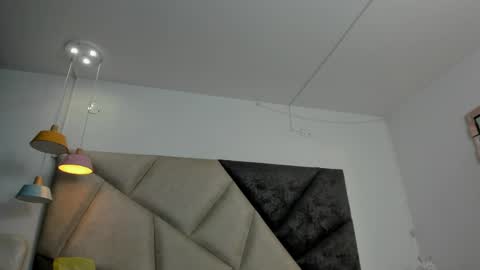   online show from 04/08/26, 12:10