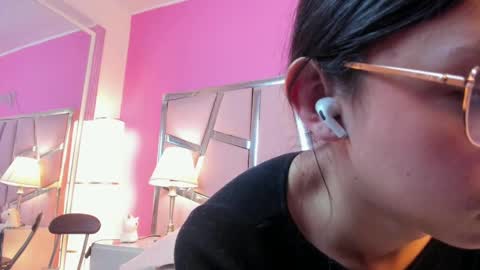 Bonnie  online show from 03/07/25, 04:00