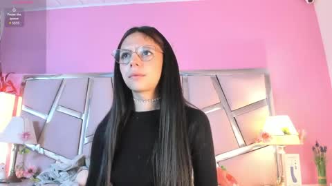 Snapshot of bonniepark_ chatting on 05/18/26, 03:51 Bonnie online show from 05/18/26, 03:51