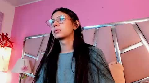Snapshot of bonniepark_ chatting on 06/19/26, 11:36 Bonnie online show from 06/19/26, 11:36