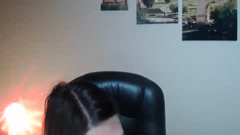 Bonnie online show from 04/24/26, 09:23
