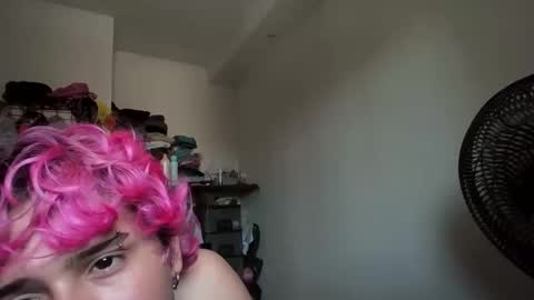 Snapshot of bonny_cum chatting on 05/04/26, 05:42 bonny_cum online show from 05/04/26, 05:42