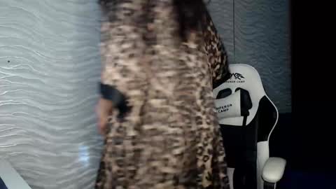 bonny_klyde95 online show from 09/23/25, 11:57