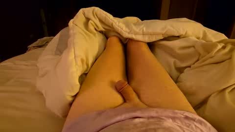 Snapshot of bono0155 chatting on 02/22/26, 11:20 silky sissy sarah online show from 02/22/26, 11:20