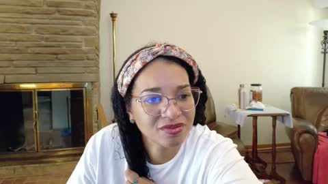 Queen Bon Vivantt online show from 10/17/25, 05:04