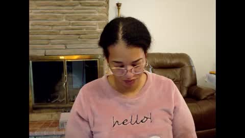 Queen Bon Vivantt online show from 10/24/25, 01:18