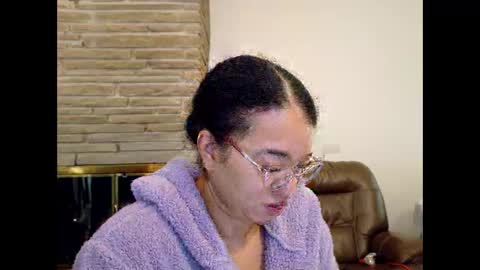 Queen Bon Vivantt online show from 01/07/26, 04:09