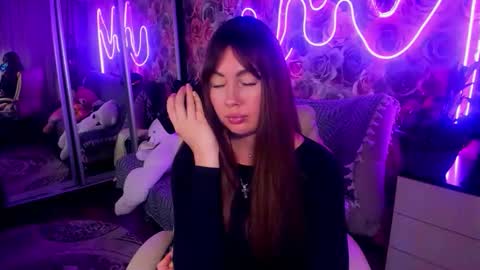 Mira online show from 10/16/25, 09:05