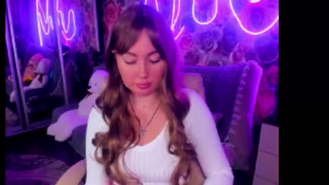 Mira online show from 10/21/25, 09:15