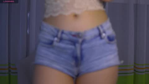 Snapshot of booble__beezy chatting on 01/13/26, 05:51 Bizzy online show from 01/13/26, 05:51