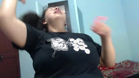 Luciana independent model online show from 11/10/25, 08:52