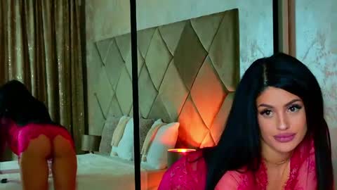 Mila online show from 04/17/26, 10:35