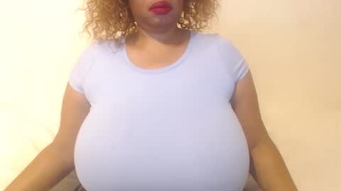 boobyqueen online show from 12/18/25, 04:29