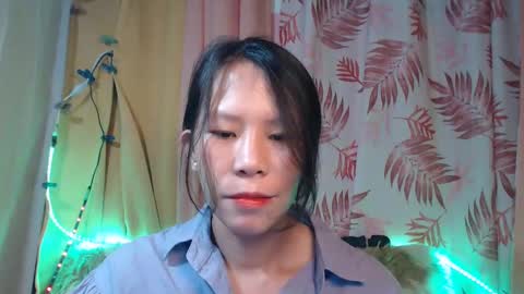 Snapshot of boobzy_hot chatting on 12/19/24, 09:40 Zy online show from 12/19/24, 09:40