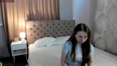 Snapshot of booozekirs_ chatting on 05/22/26, 03:46 Milena online show from 05/22/26, 03:46