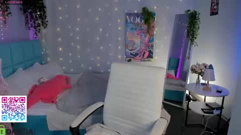 Milena online show from 06/24/26, 02:54