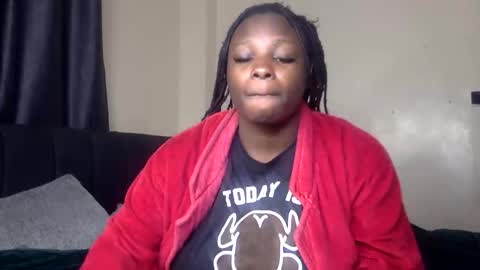 Snapshot of bootylicious_1_ chatting on 02/17/26, 12:56 vee online show from 02/17/26, 12:56