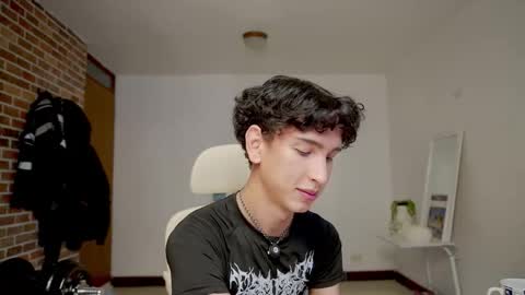 Bream online show from 12/18/25, 01:06