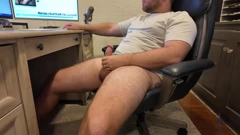 Snapshot of boredhorndog chatting on 09/17/25, 02:08 Boredhorndog online show from 09/17/25, 02:08