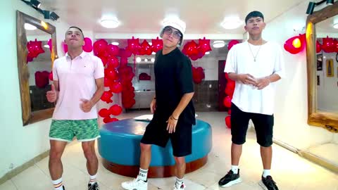 THOMAS AND DAMIAND online show from 01/20/25, 04:10