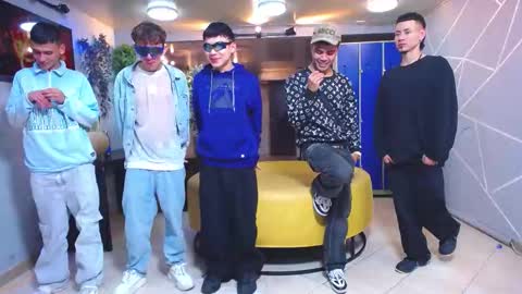 THOMAS AND DAMIAND online show from 09/27/25, 05:12