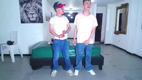 THOMAS AND DAMIAND online show from 11/02/25, 06:10