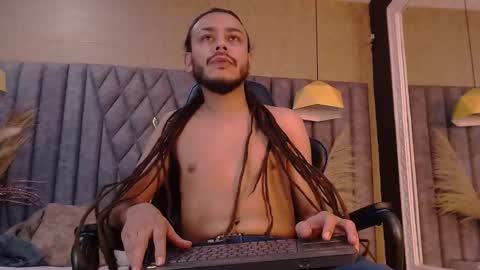 Boss online show from 09/18/25, 03:08