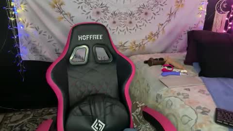 BossMom online show from 01/06/26, 09:07