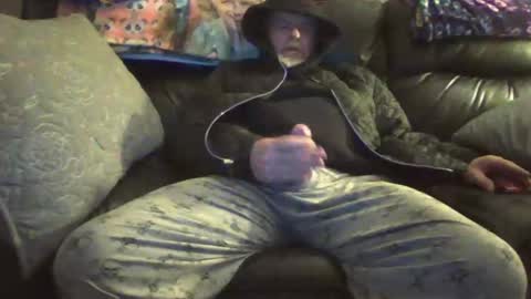 bostonguy1969 online show from 03/01/25, 06:03