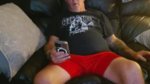 bostonguy1969 online show from 10/05/25, 01:26