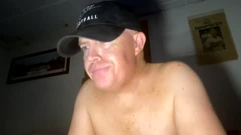 Snapshot of bostonirish45 chatting on 07/16/26, 05:35 bostonirish45 online show from 07/16/26, 05:35