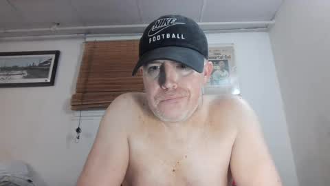 Snapshot of bostonirish45 chatting on 07/22/26, 04:59 bostonirish45 online show from 07/22/26, 04:59