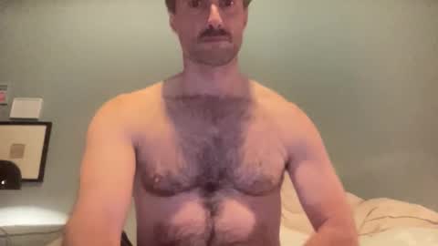 bottommanbln online show from 10/13/25, 05:35