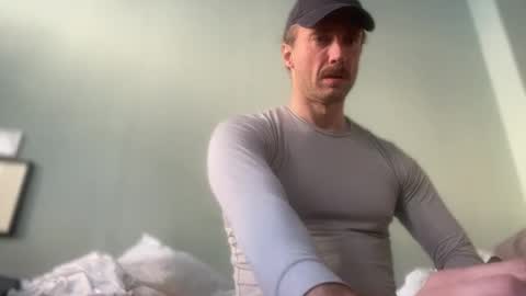 bottommanbln online show from 10/19/25, 03:12