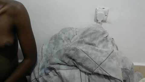 bouncy_vee online show from 02/17/26, 12:23