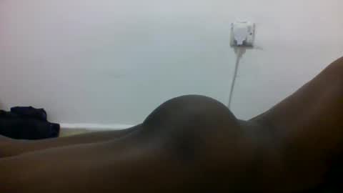 bouncy_vee online show from 02/25/26, 01:21