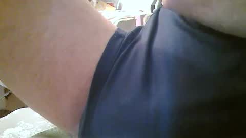Snapshot of bourbon1965 chatting on 05/29/26, 12:14 Bourbon online show from 05/29/26, 12:14