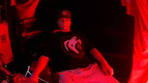 Snapshot of bowerboi1217 chatting on 11/20/25, 07:08 Bowerboi1217 online show from 11/20/25, 07:08