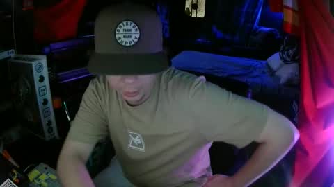 Snapshot of bowerboi1217 chatting on 11/29/25, 12:57 Bowerboi1217 online show from 11/29/25, 12:57