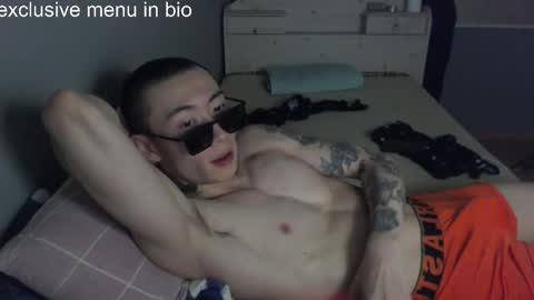 boxman556990 online show from 02/03/26, 06:40