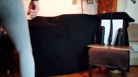 Bes7assquirt online show from 12/15/25, 11:42