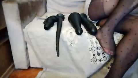 Bes7assquirt online show from 12/22/25, 05:43