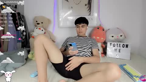 Aaron online show from 02/16/25, 06:21