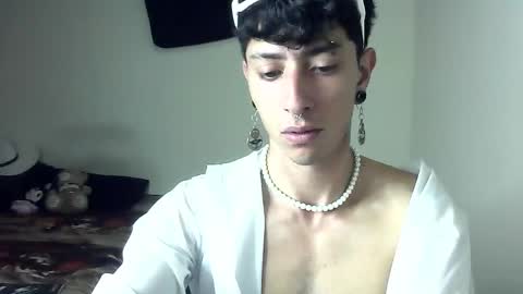 Boy Astro online show from 01/22/25, 04:23