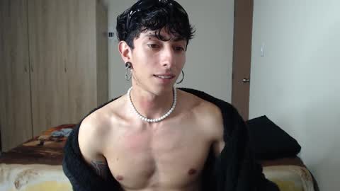 Boy Astro online show from 02/25/25, 12:25