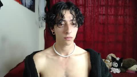 Boy Astro online show from 09/22/25, 10:34