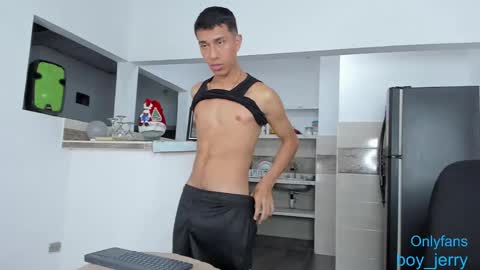 boy_jerry online show from 12/19/24, 04:23