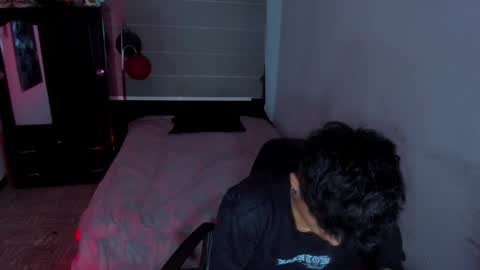 Snapshot of boy_nauthy chatting on 01/15/25, 10:06 boy_nauthy online show from 01/15/25, 10:06